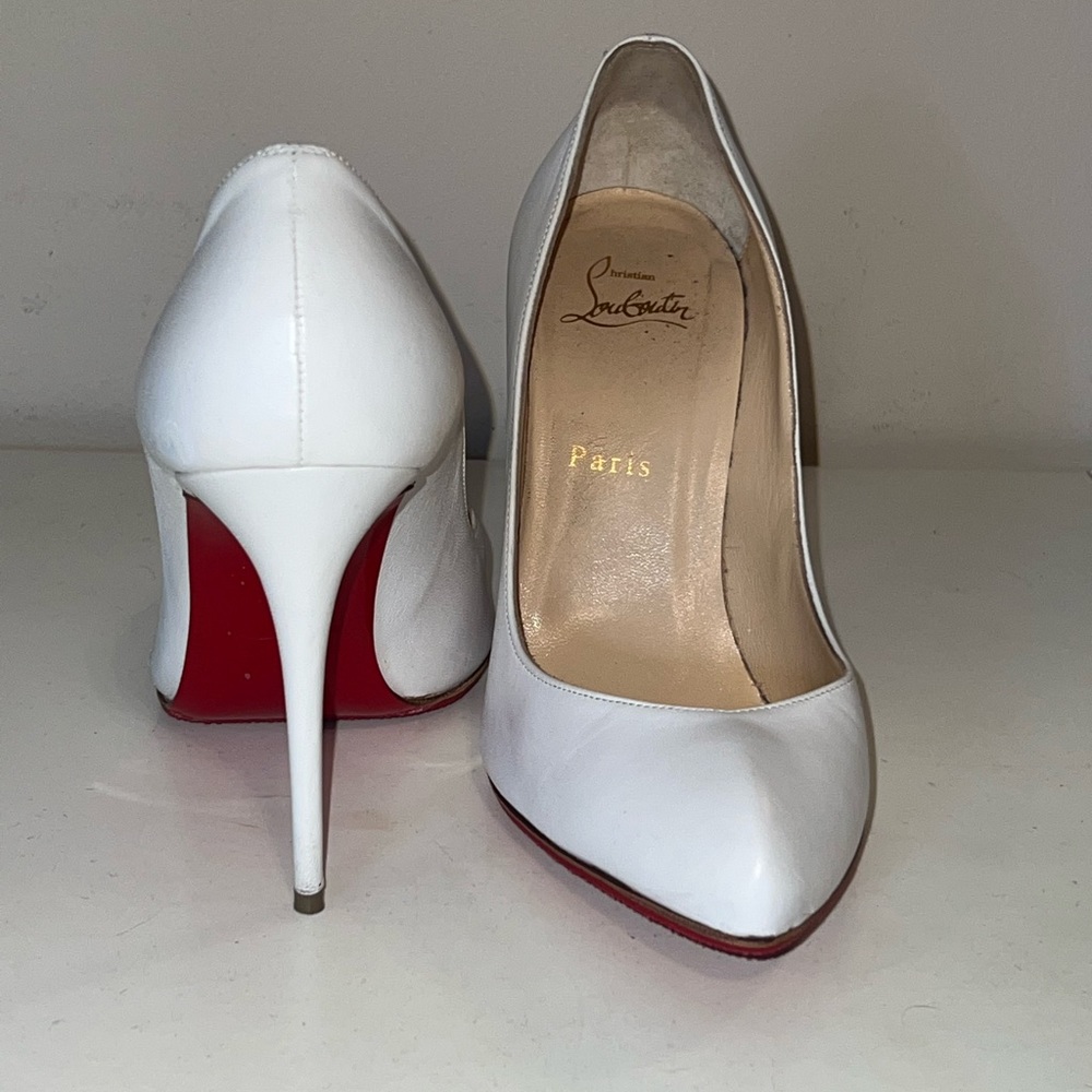 Christian Louboutin So Kate 100